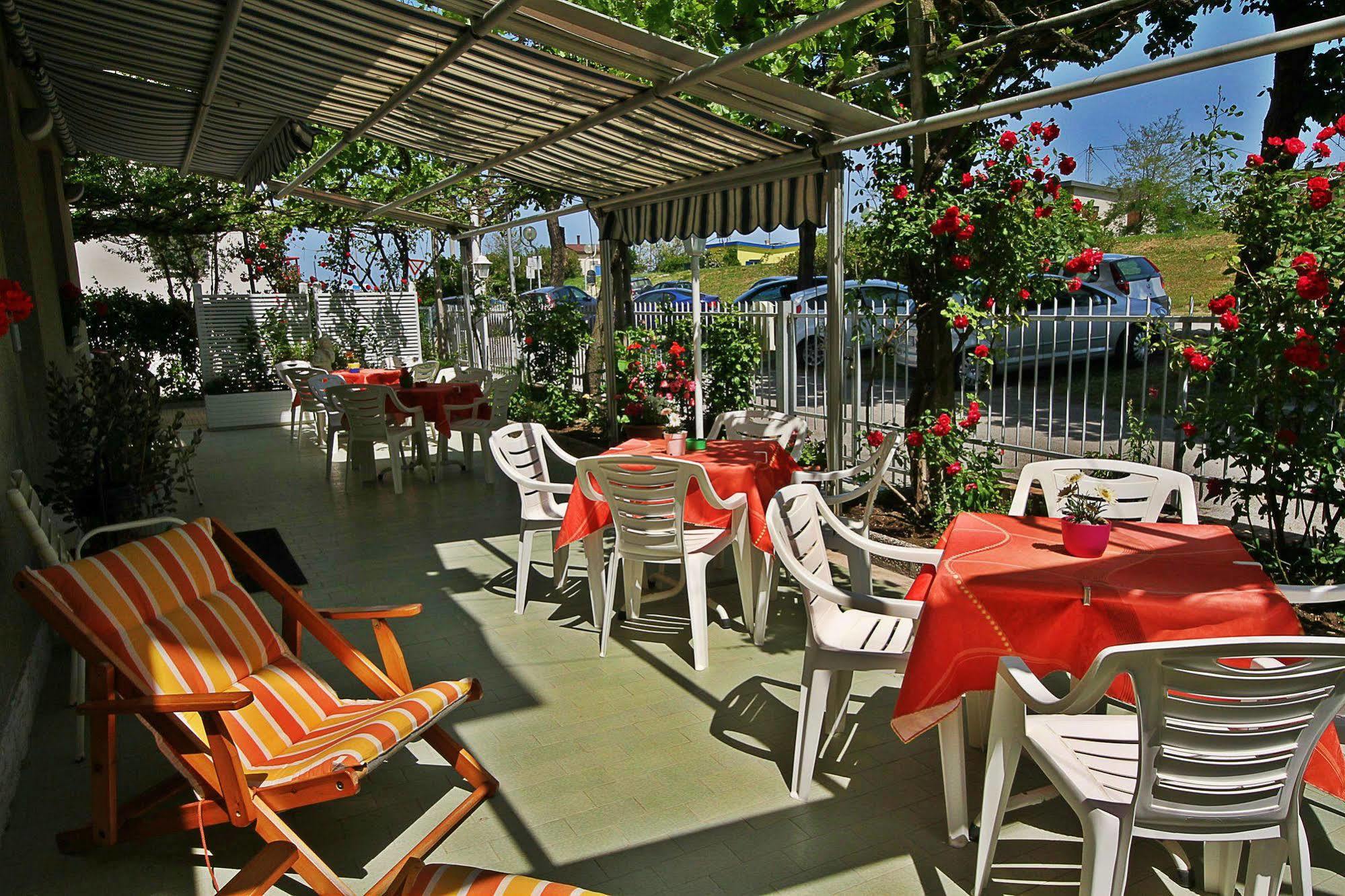 Lauda Bed & Breakfast *