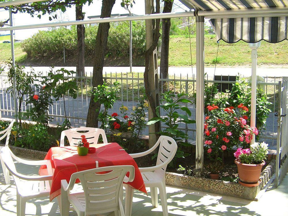 Lauda Couette-café Rimini
