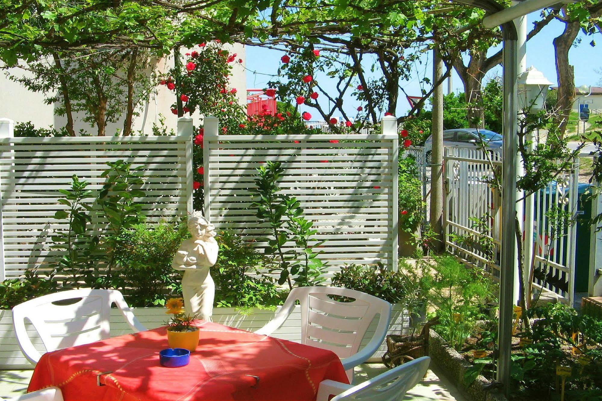 Couette-café Lauda Rimini